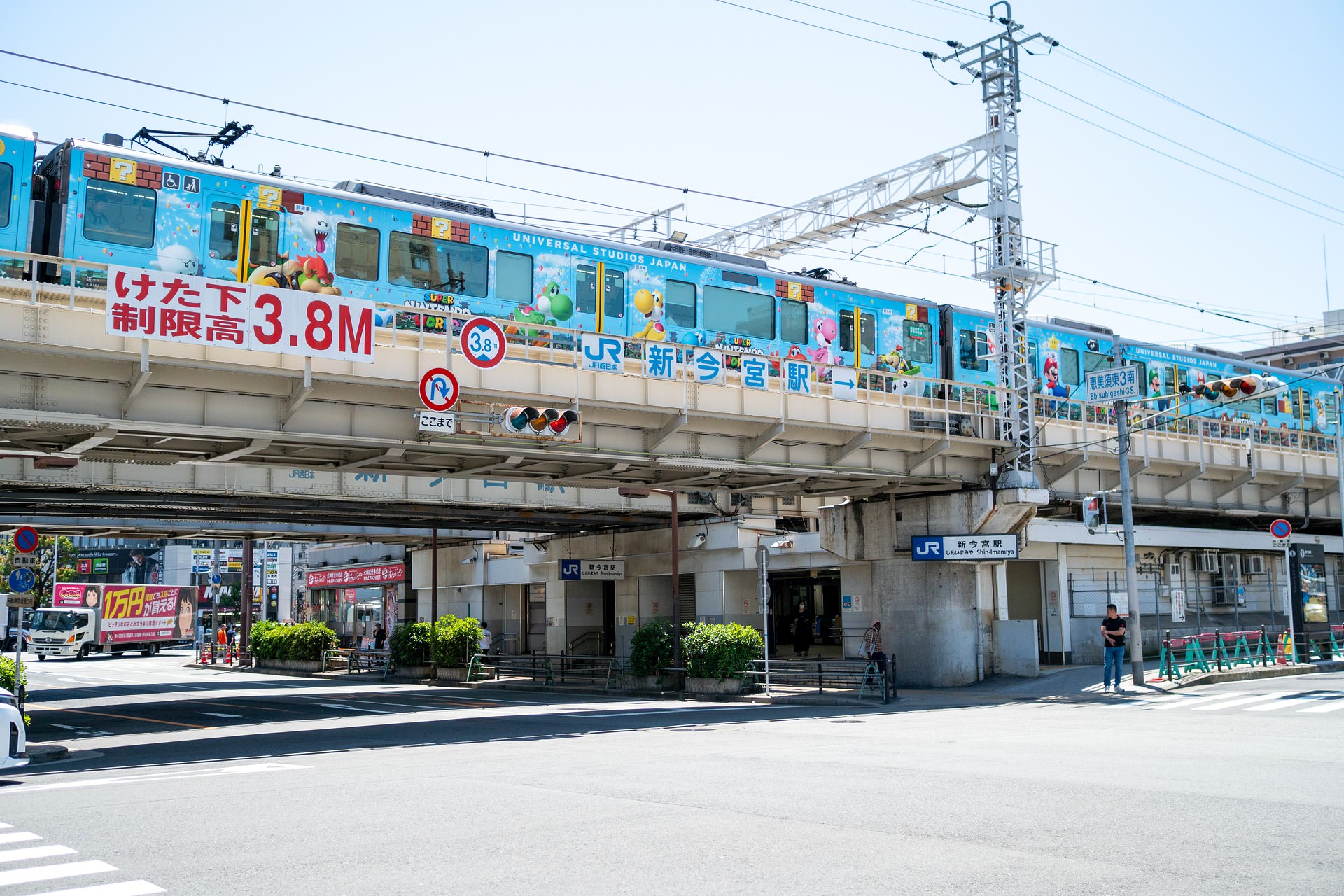 USJ広告の電車